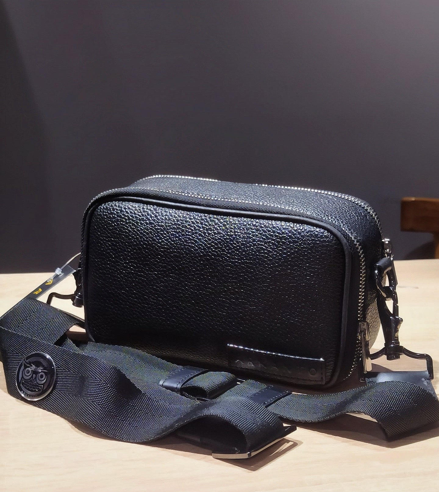 Cartera Baúl 100% cuero