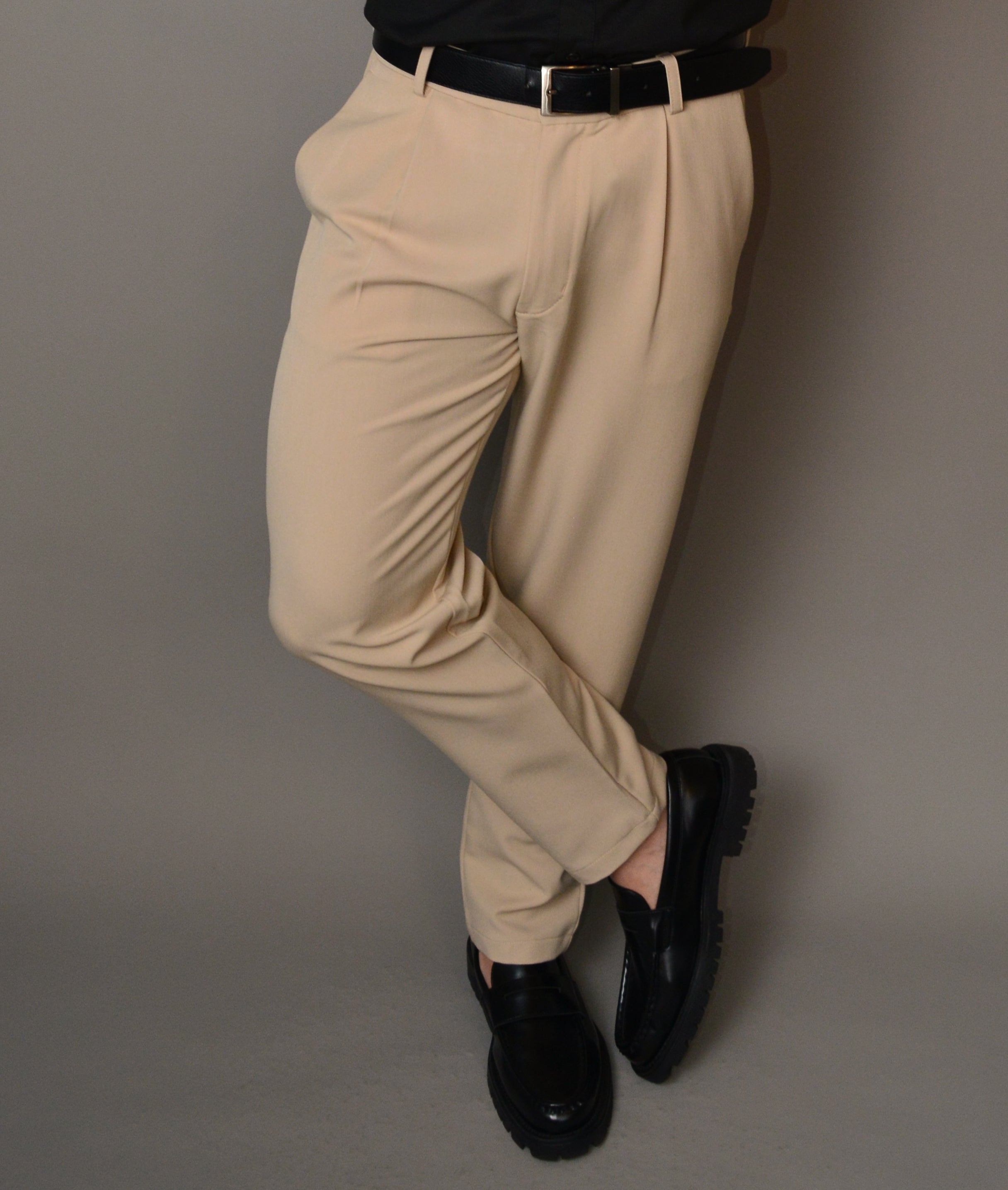 Pantalon Clasico a Pliegues